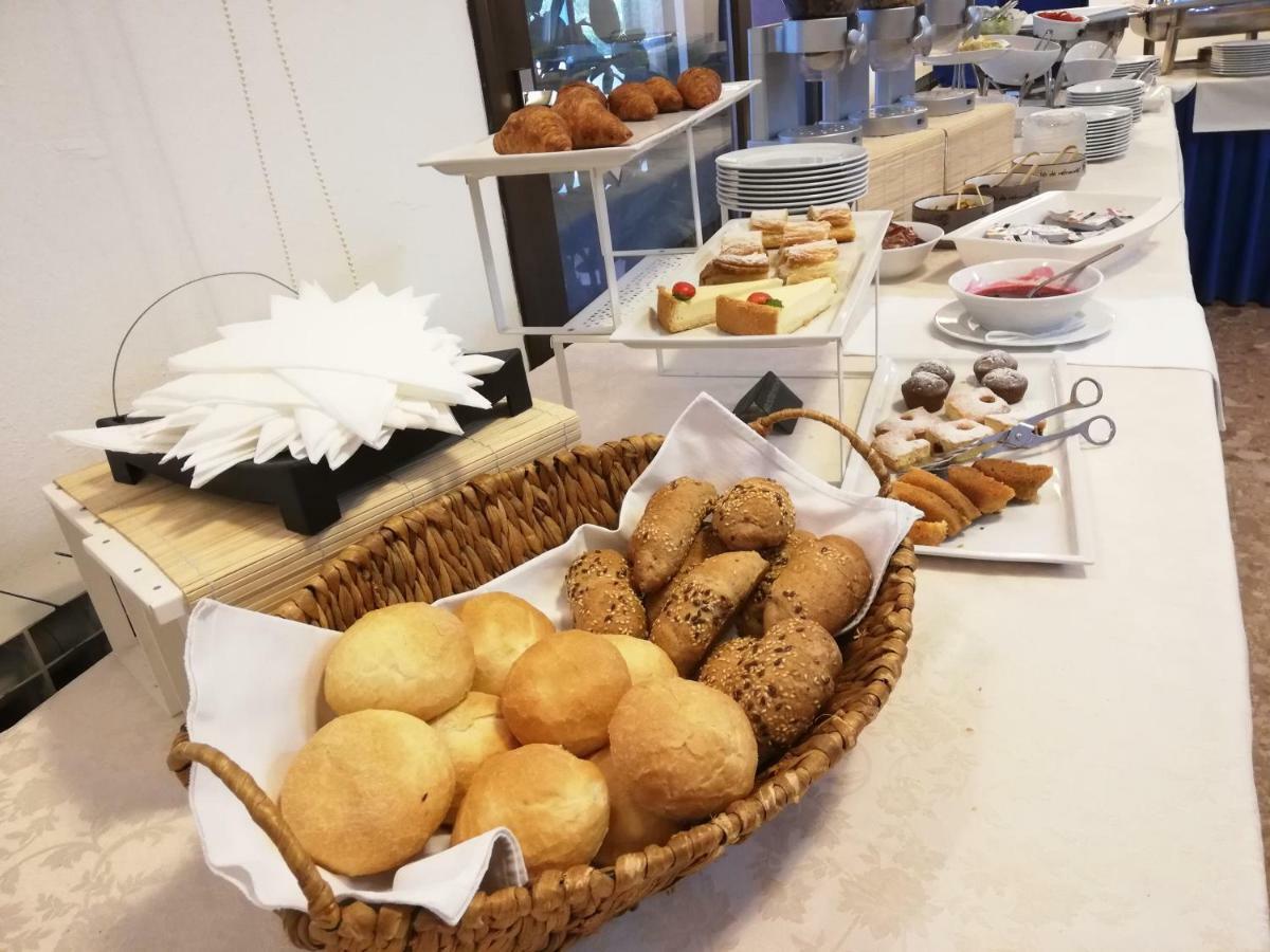 卡门酒店 卡尼卡 外观 照片